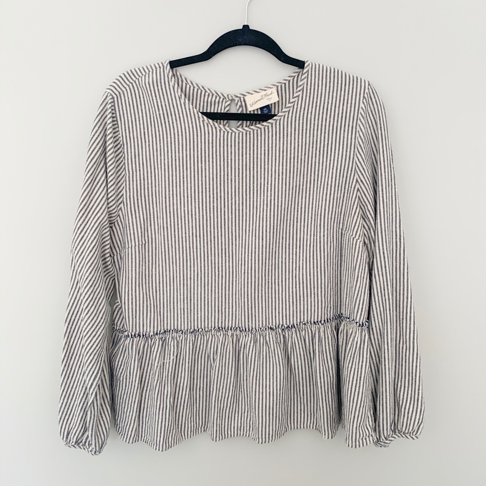 Universal Threads Striped Top